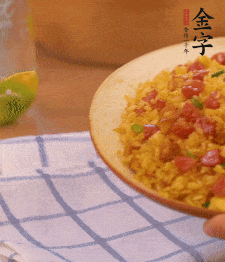 出鍋啦！?。?>
					</div>
					<span>步驟 5/5</span>
					<p>出鍋啦?。?！</p>
				</li>
		</ul>
	</div>
	</div>



<div   id=